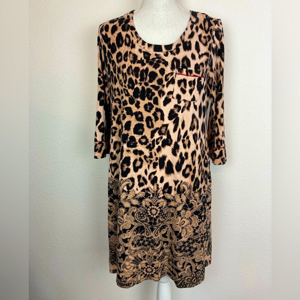 Soma Leopard nightgown w/ red piping accent & pocket 3/4 sleeve stretchy